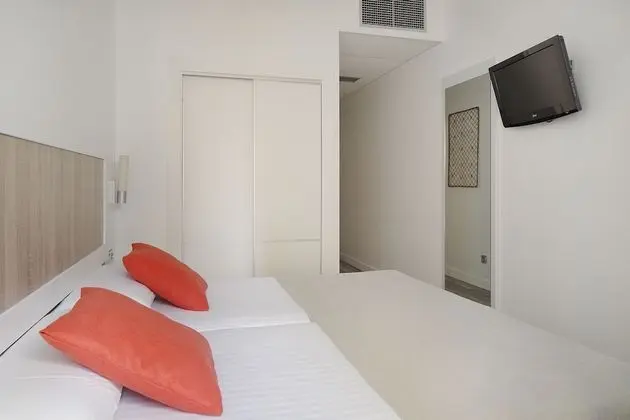 Tek Büyük Yataklı Oda