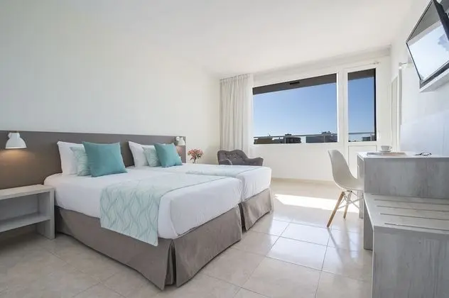 Tek Büyük Yataklı Oda, Balkon