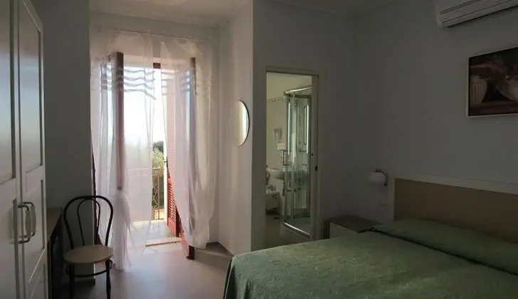 Superior Tek Büyük Yataklı Oda, Deniz Manzaralı