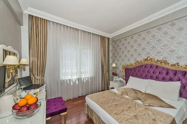 Standard Tek Büyük Yataklı Oda