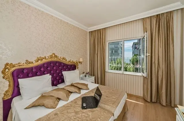 Standard Tek Büyük Yataklı Oda