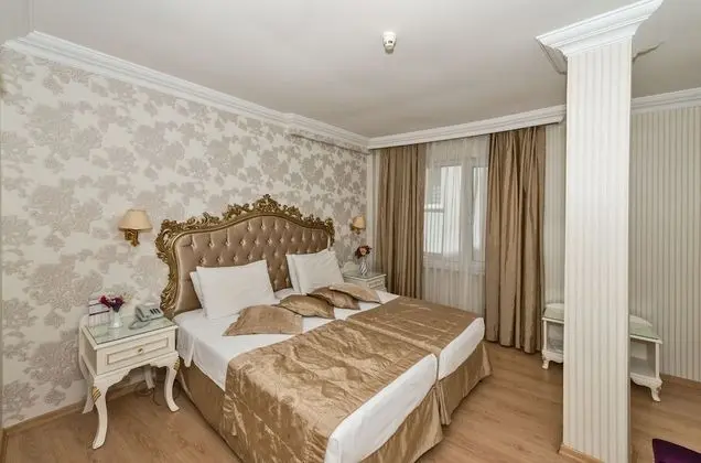 Standard Tek Büyük Yataklı Oda