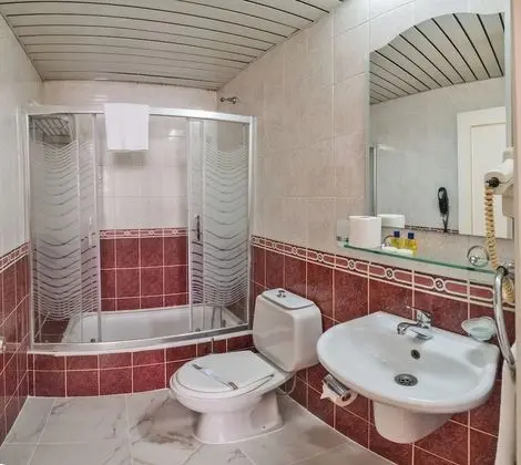 Standard Üç Kişilik Oda