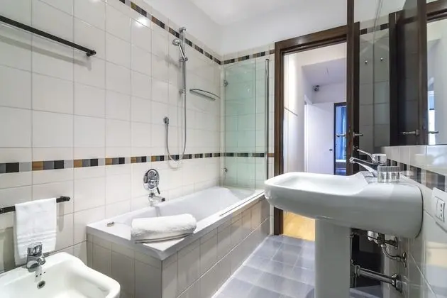 Apart Daire, 4 Yatak Odası