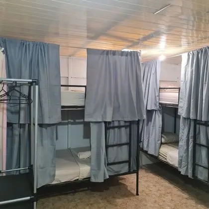 Basic Dört Kişilik Oda, Karma Ranzalı Oda, Banyolu/Duşlu