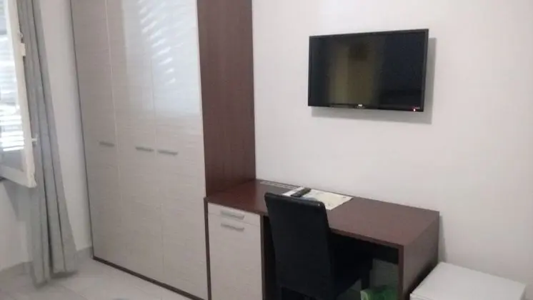Tek Büyük Yataklı Oda