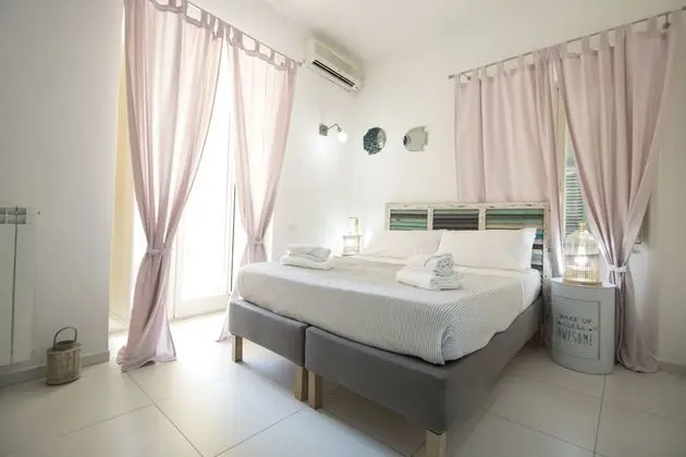 Tek Büyük Yataklı Oda, Balkon