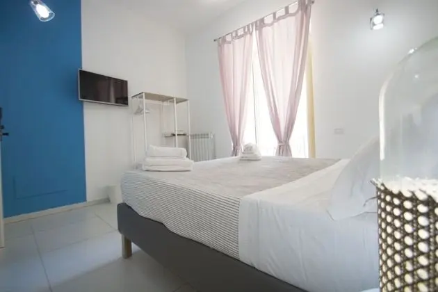 Tek Büyük Yataklı Oda, Balkon