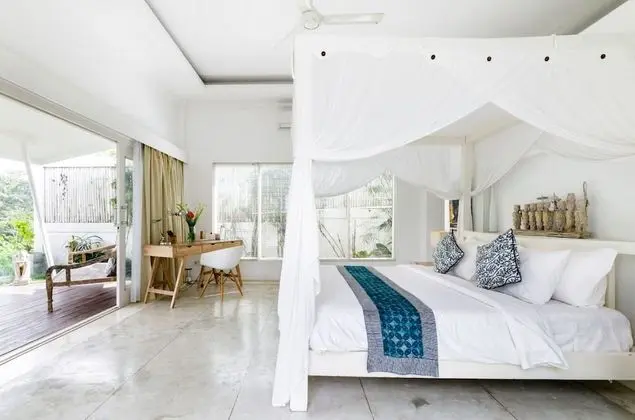 5 Bedrooms with Private Pool Villa