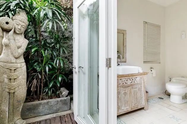5 Bedrooms with Private Pool Villa