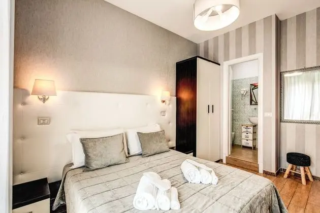 Standard Tek Büyük veya İki Ayrı Yataklı Oda