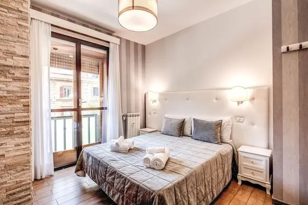 Standard Tek Büyük veya İki Ayrı Yataklı Oda