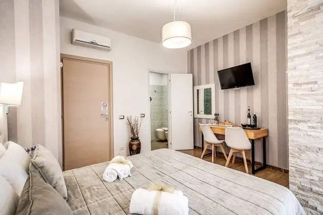 Standard Tek Büyük veya İki Ayrı Yataklı Oda