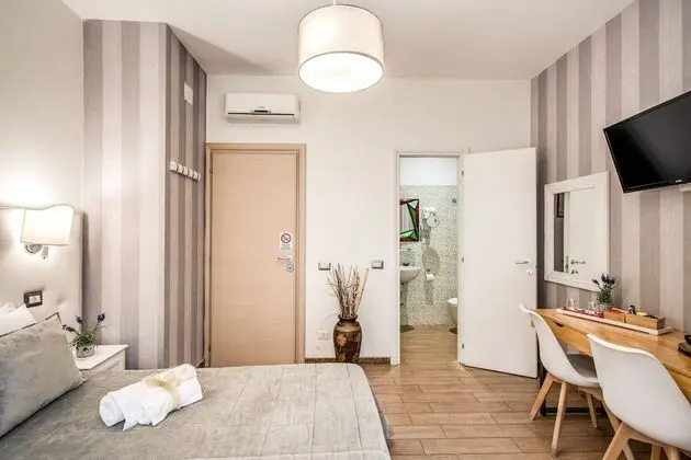 Standard Tek Büyük veya İki Ayrı Yataklı Oda