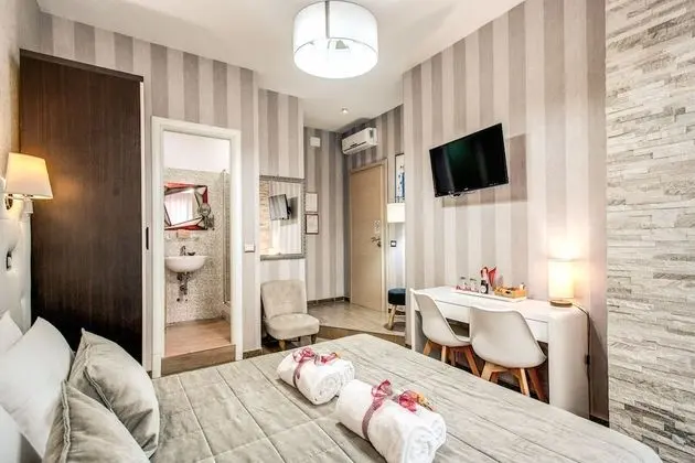 Standard Tek Büyük veya İki Ayrı Yataklı Oda