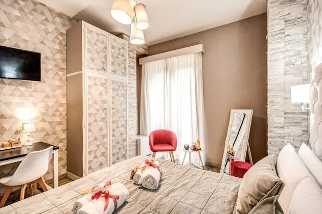 Standard Tek Büyük veya İki Ayrı Yataklı Oda