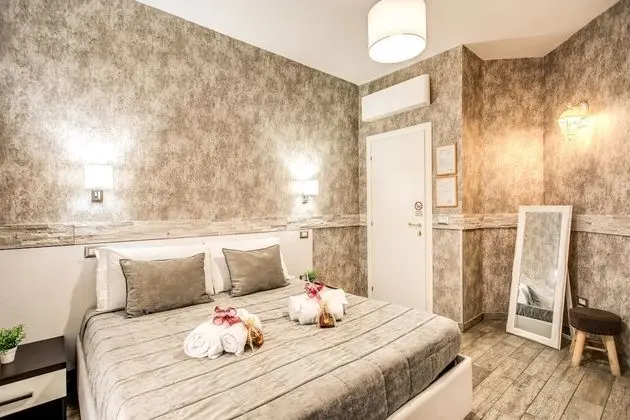 Standard Tek Büyük veya İki Ayrı Yataklı Oda