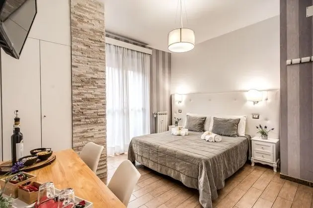 Standard Tek Büyük veya İki Ayrı Yataklı Oda