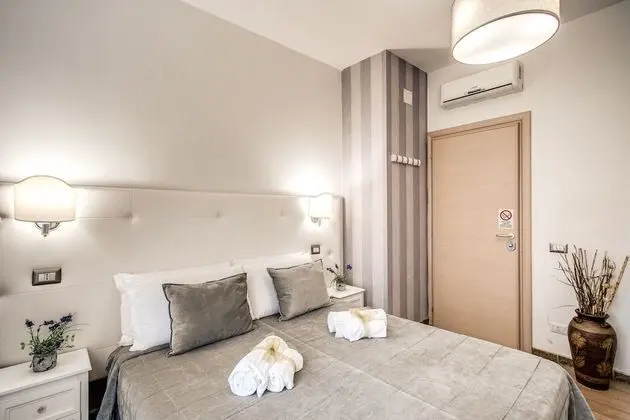 Standard Tek Büyük veya İki Ayrı Yataklı Oda