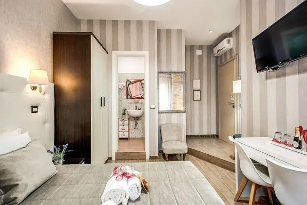 Standard Tek Büyük veya İki Ayrı Yataklı Oda