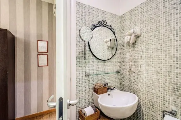 Standard Tek Büyük veya İki Ayrı Yataklı Oda