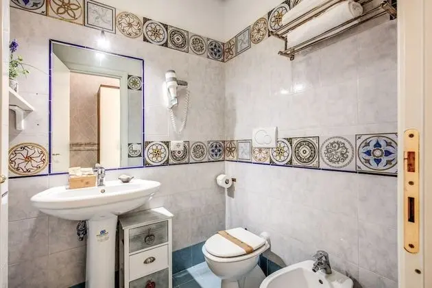 Standard Tek Büyük veya İki Ayrı Yataklı Oda