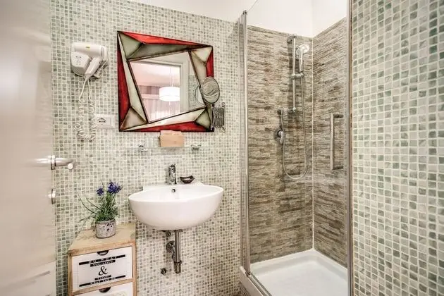 Standard Tek Büyük veya İki Ayrı Yataklı Oda