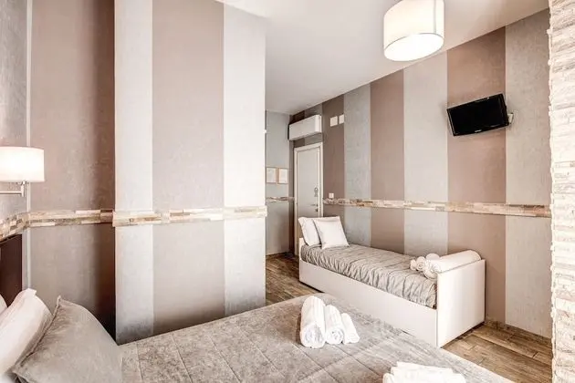 Standard Üç Kişilik Oda