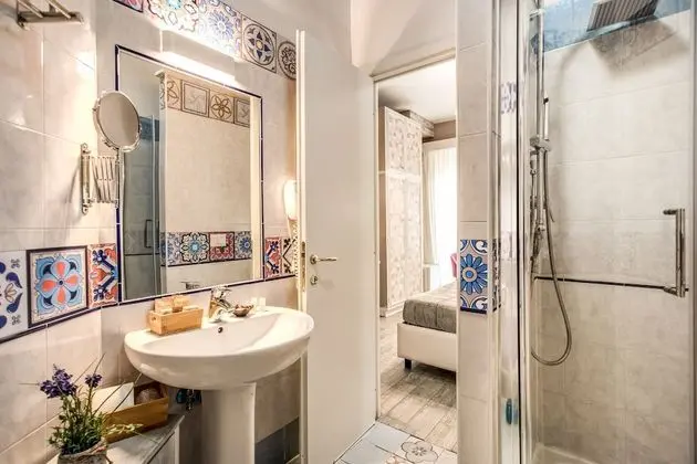 Standard Üç Kişilik Oda