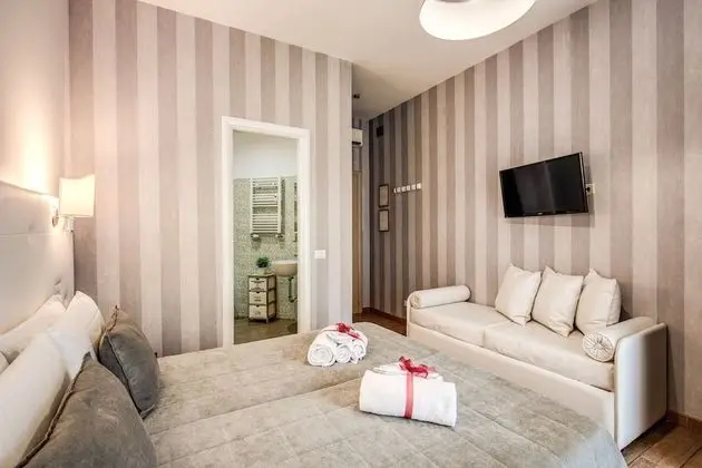 Deluxe Üç Kişilik Oda