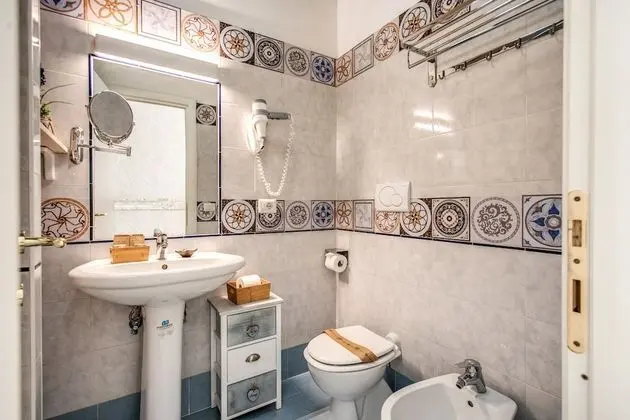 Deluxe Üç Kişilik Oda