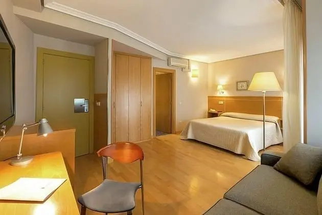 Superior Oda, Şehir Manzaralı