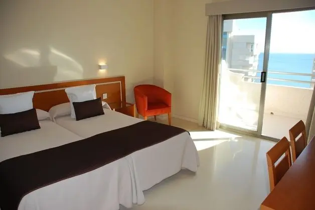 Tek Büyük Yataklı Oda (with Extra Bed)