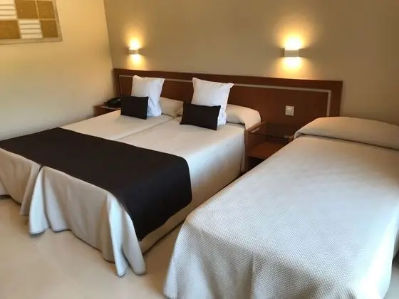 Tek Büyük Yataklı Oda (with Extra Bed, 2 adults and 1 child)