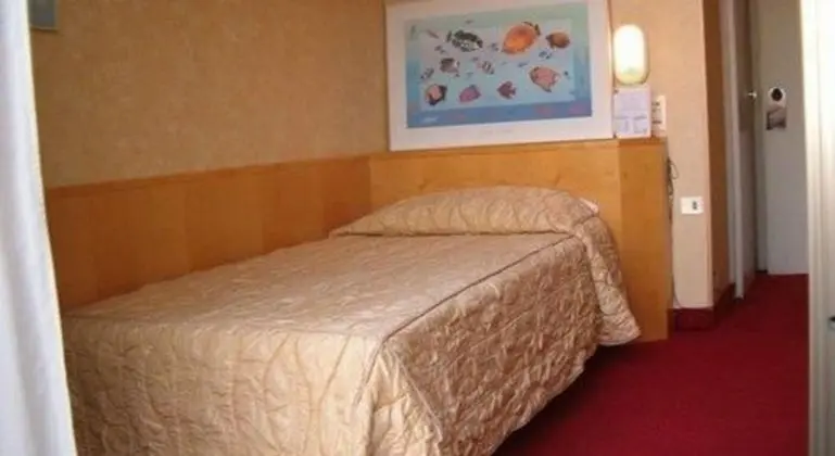Tek Kişilik Oda