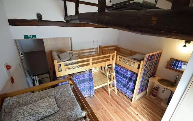 Ortak Ranzalı Oda, Karma Ranzalı Oda (1 bed in 3 Bunk beds)