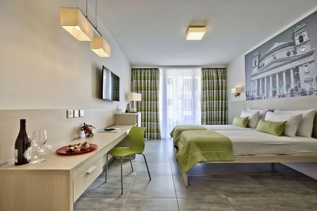 Comfort Üç Kişilik Oda