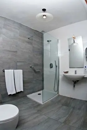 Standard Tek Büyük veya İki Ayrı Yataklı Oda