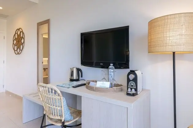Büyük Yataklı Tek Kişilik Oda, Balkon, Deniz Manzaralı