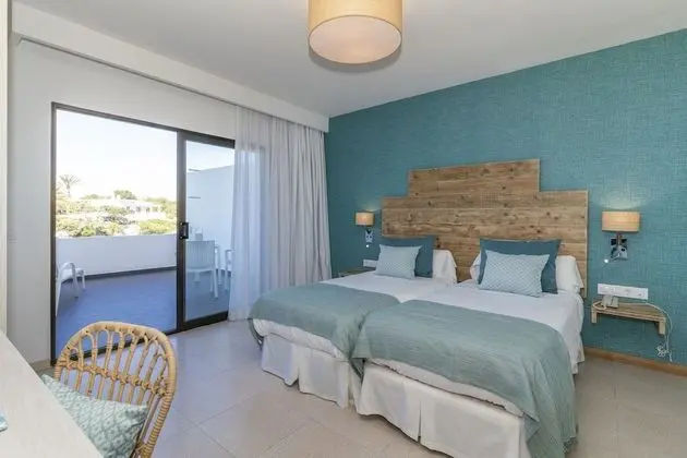 Büyük Yataklı Tek Kişilik Oda, Balkon, Deniz Manzaralı