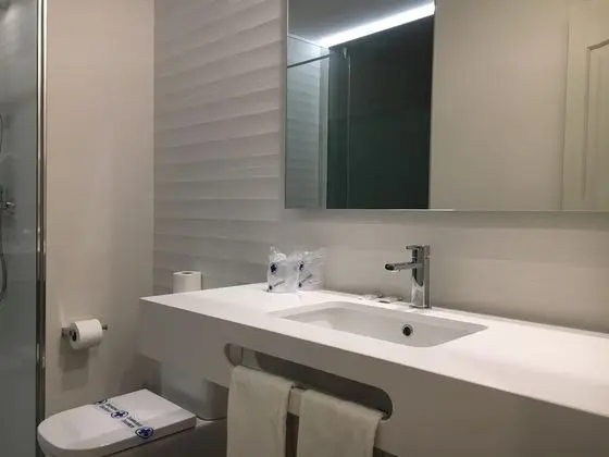Büyük Yataklı Tek Kişilik Oda, Balkon, Deniz Manzaralı