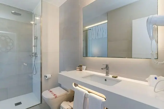 Standard Tek Büyük Yataklı Oda, Balkon