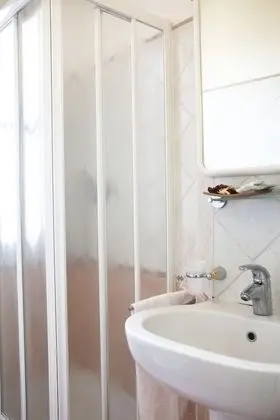 Üç Kişilik Oda, Balkon