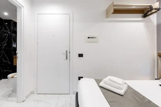 Basic Tek Büyük veya İki Ayrı Yataklı Oda