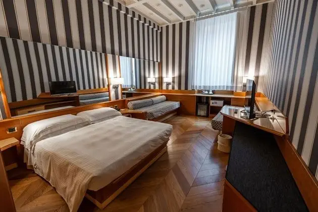 Classic Dört Kişilik Oda