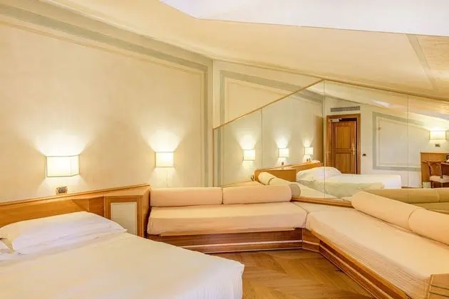 Classic Dört Kişilik Oda