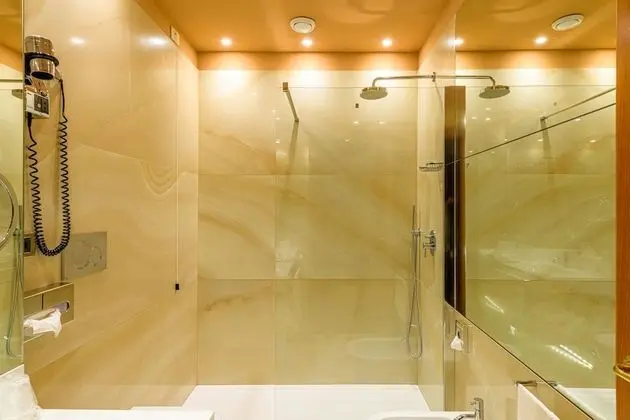 Classic Dört Kişilik Oda