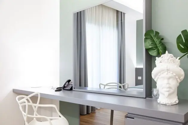 Deluxe Tek Büyük veya İki Ayrı Yataklı Oda, Balkon, Dağ Manzaralı