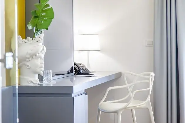 Deluxe Tek Büyük Yataklı Oda, Deniz Manzaralı