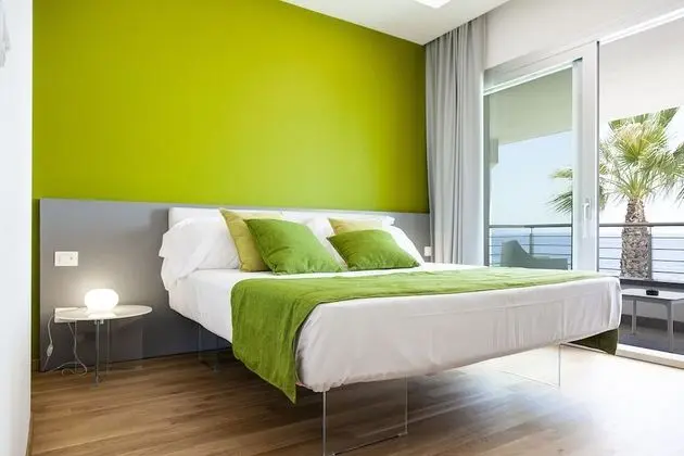 Deluxe Tek Büyük Yataklı Oda, Deniz Manzaralı